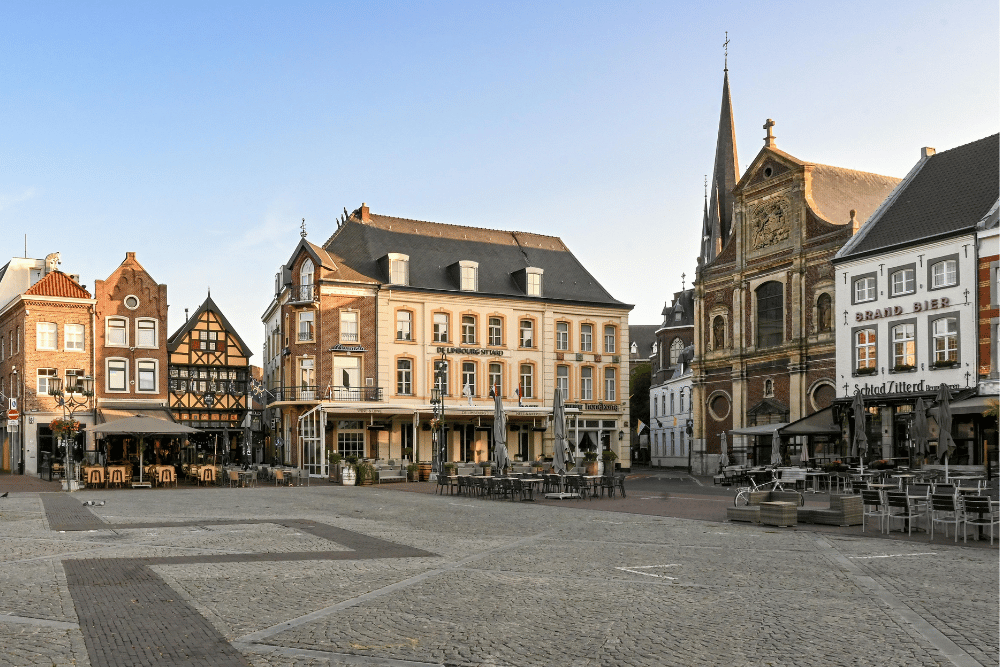 What Locals Tell You To Avoid in Tirana, Albania